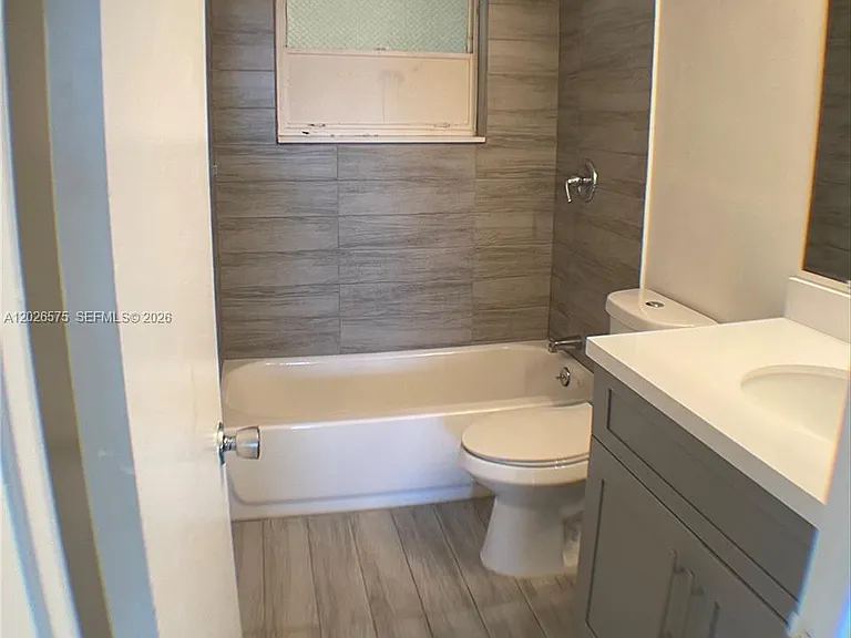 12590 NE 16th Ave #610 — Photo 17