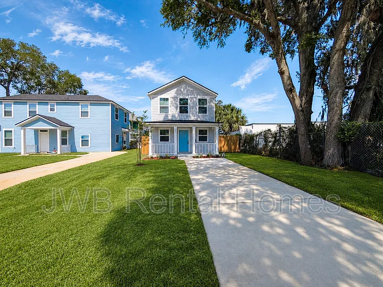 960 Palmetto St — Photo 13