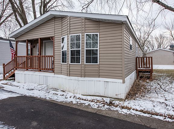 3rd image of 3909 Ingleside Pl