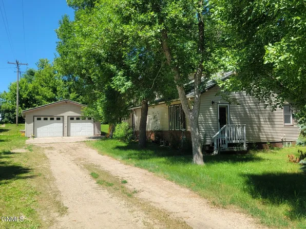105 S Rice St, Mercer, ND 58559