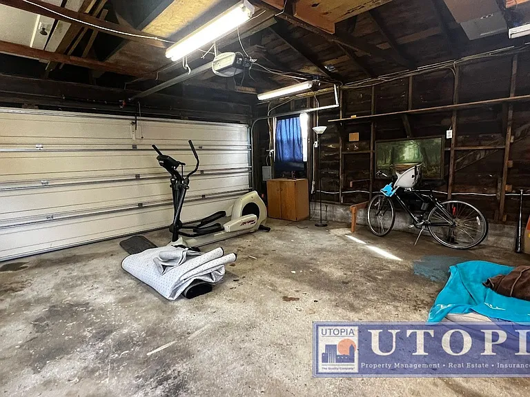 3101 Paul Sweet Rd — Photo 14