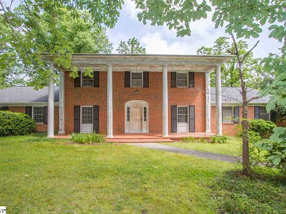 2nd image of 316 Bella Vista Dr