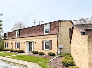 3413-3415 Broad Vista St NW, Uniontown, OH 44685