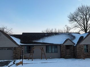 3321 Gregory Farm Vlg, Rochester, IN 46975