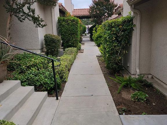 2nd image of 10444 Canoga Ave Unit 42