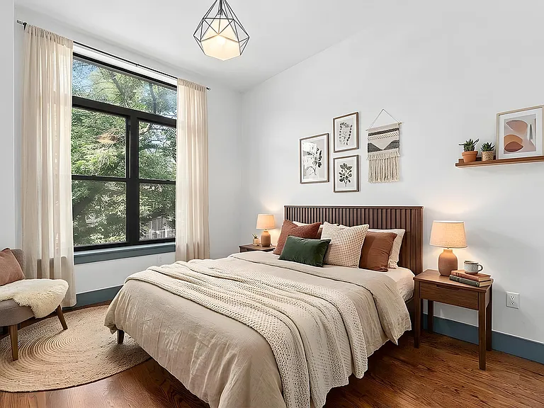 1115 Jefferson Ave #2 — Photo 7
