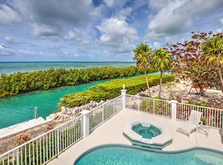 216 W Seaview Cir, Duck Key, FL 33050