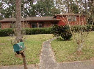 2027 NW Skyland Dr, Tallahassee, FL 32303