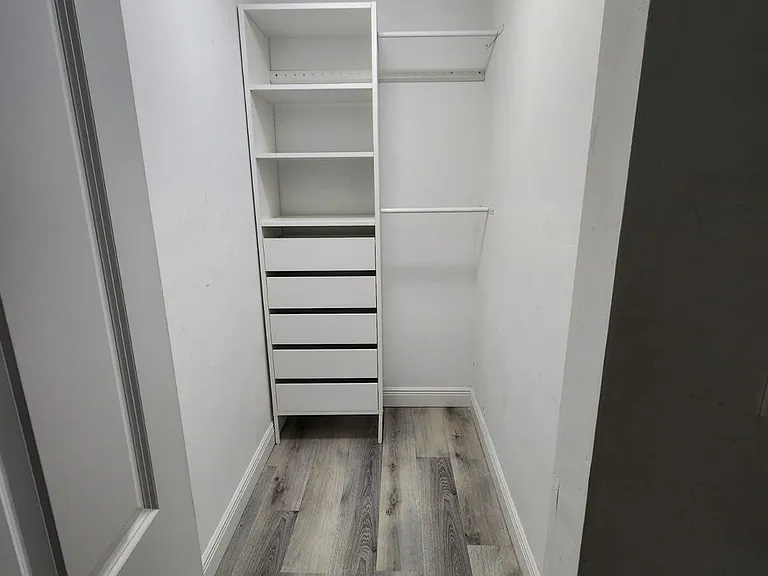 1605 N Gomez Ave — Photo 25