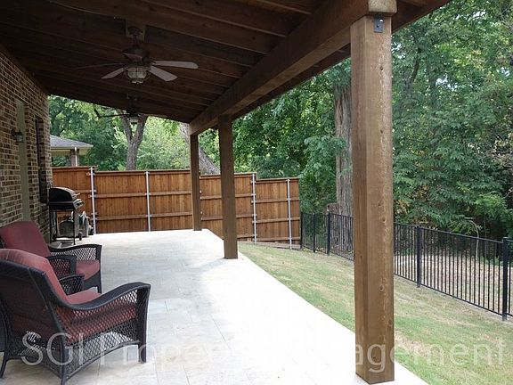 3rd image of 4033 Oxbow Dr