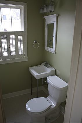 one of 3 full baths