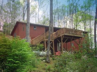 144 Beeline Dr, Franklin, NC 28734