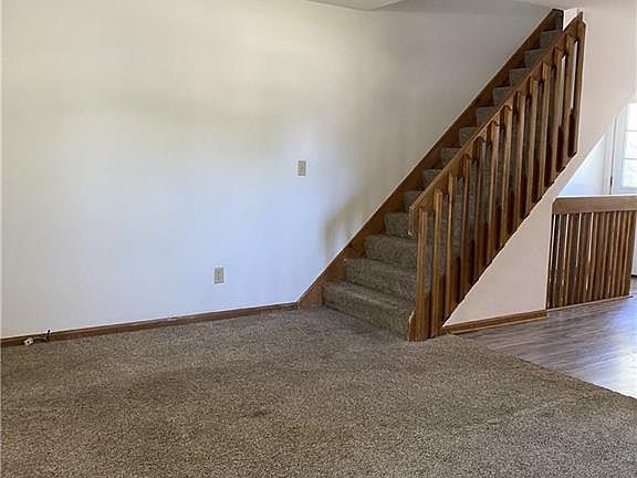 5th image of 312 3rd St