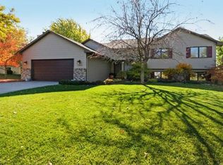 13940 Sunset Lake Dr, Burnsville, MN 55337