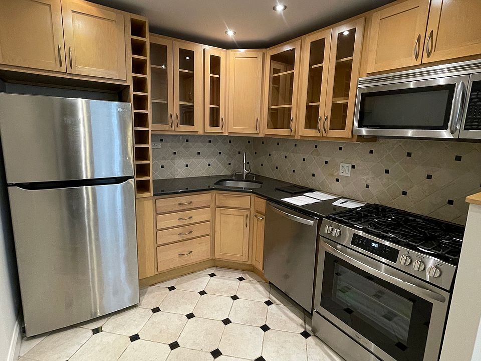1st image of 66 Madison Ave APT 9E
