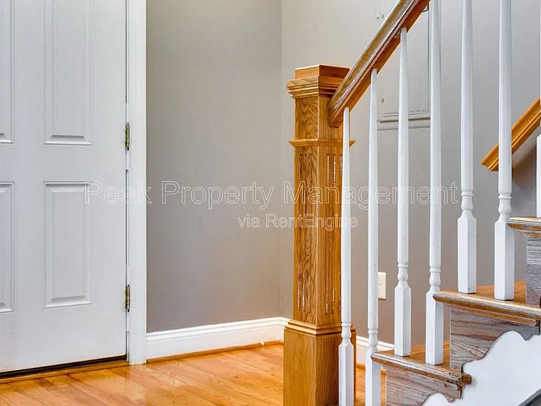 710 N 1st St — Photo 26