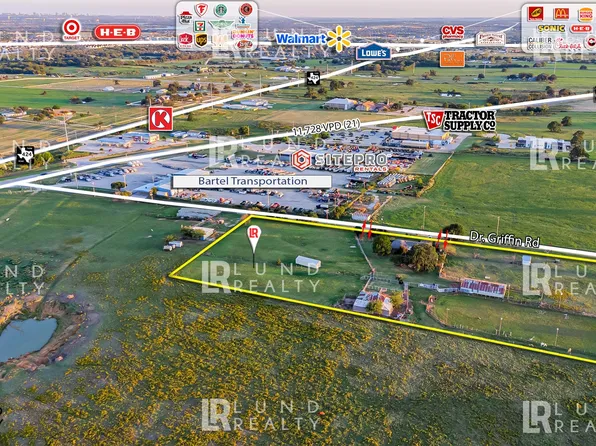 3800 Dr Griffin Rd #8, Aubrey, TX 76227