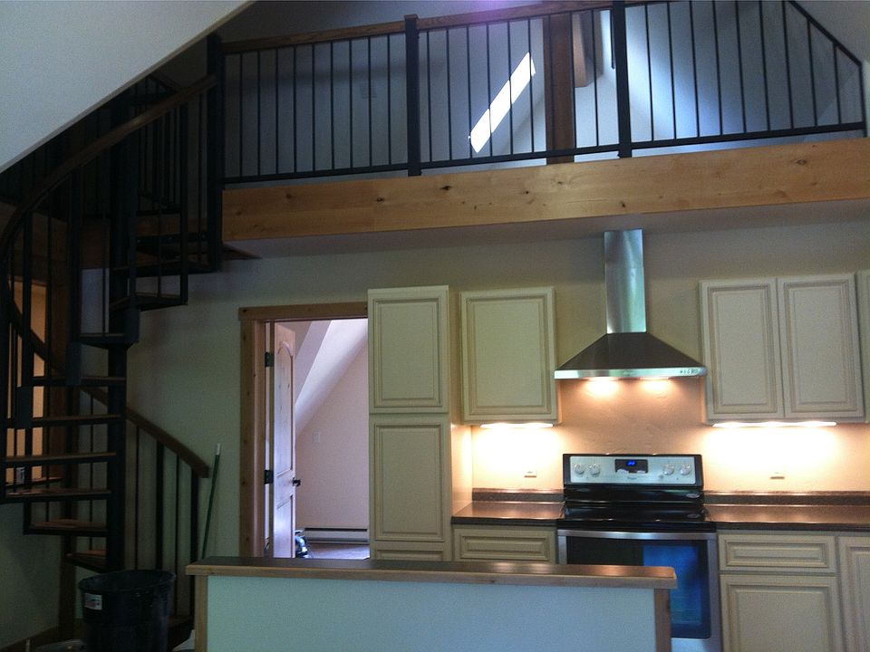 1st image of 418 32nd St