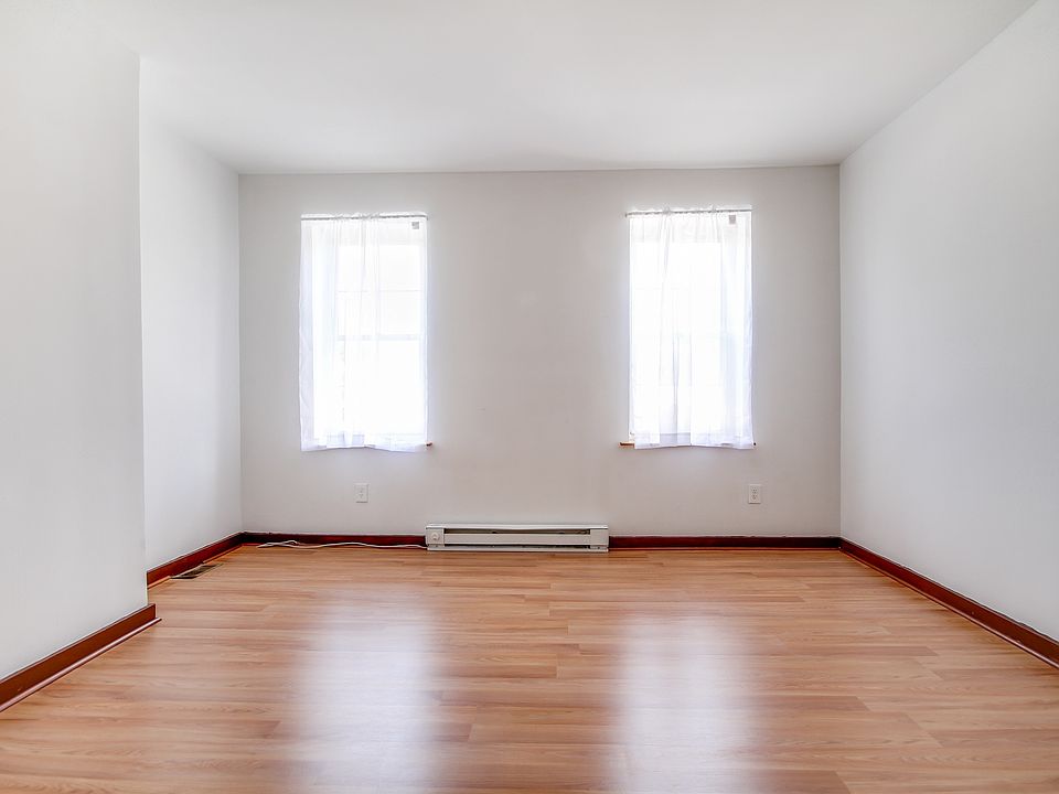 1st image of 2030 N Franklin St