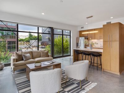 1247 Martin St APT 301, Nashville, TN, 37203