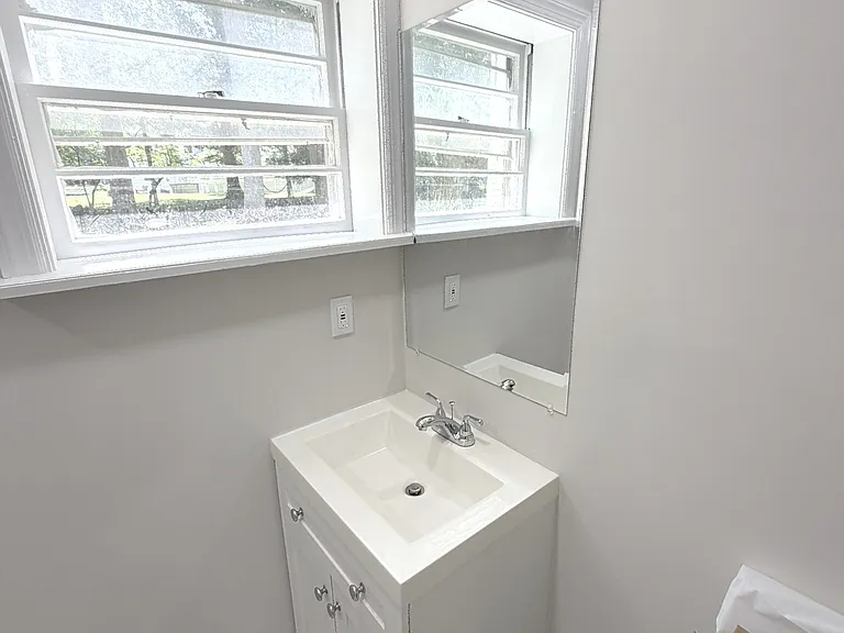 22 Springbrook Rd — Photo 38