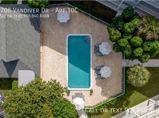2708 Vandiver Dr APT 10C, West Palm Beach, FL 33409