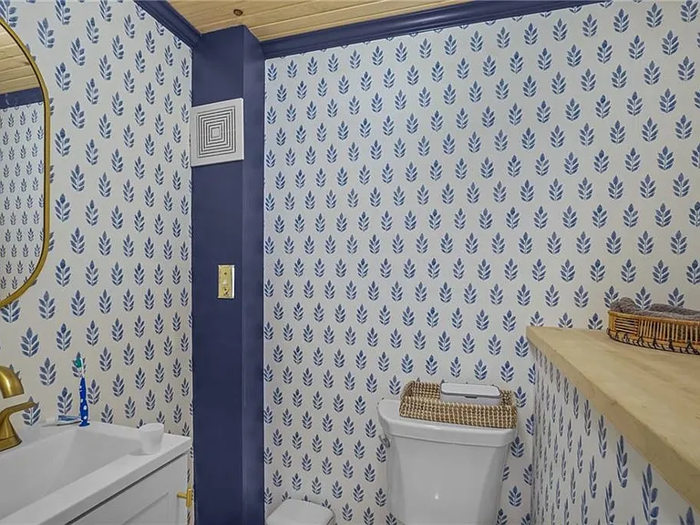 2 Channing Pl — Photo 23