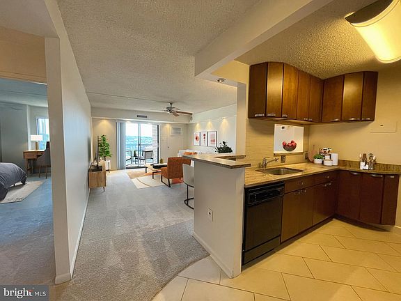 5th image of 200 N Pickett St APT 1514
