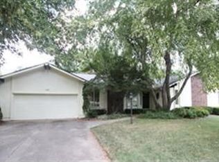 1845 E Camino Alto St, Springfield, MO 65804