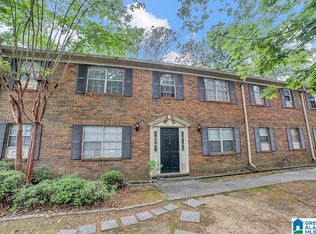 2050 Montreat Cir APT C, Vestavia Hills, AL 35216