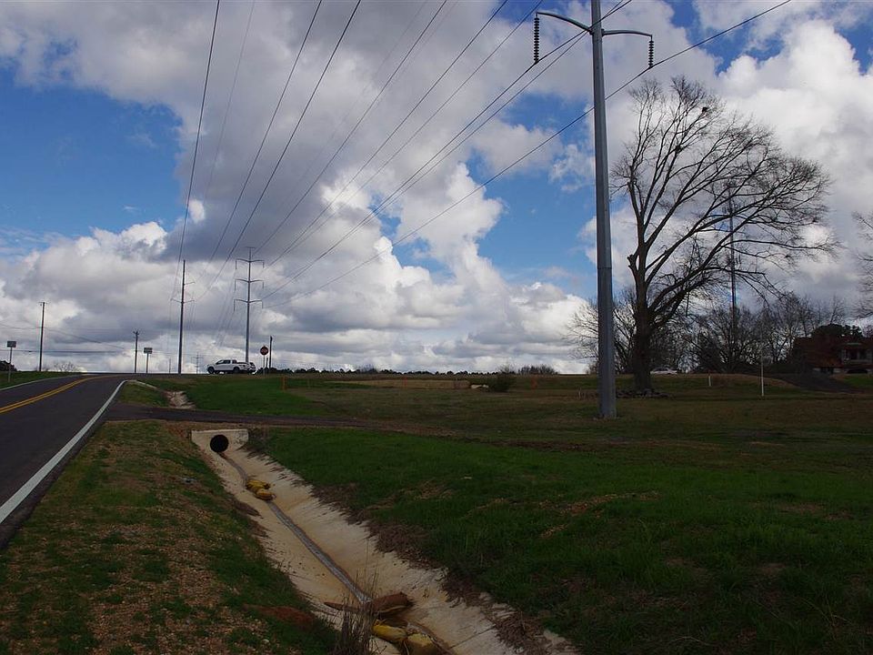 2nd image of 1147 Highway 471