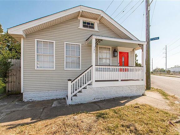 2nd image of 131 Millaudon St
