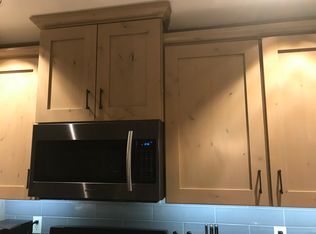 6736 52nd Ave, Kenosha, WI 53142