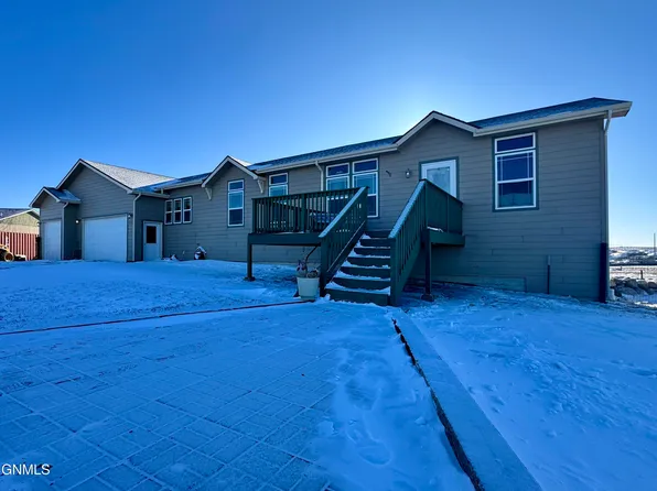 14088 Southview Dr, Williston, ND 58801