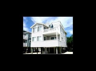 15 E 37th St, Brant Beach, NJ 08008
