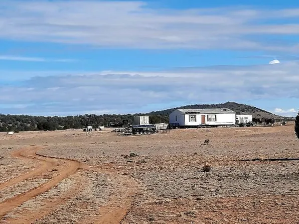 W Old Limestone Ln, Seligman, AZ 86337