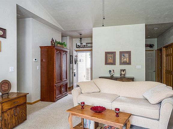 3rd image of 1757 Oak Hollow Ln Unit 1-8