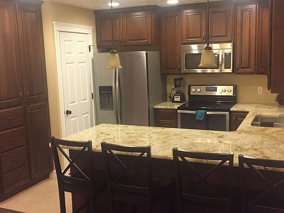 4th image of 4902 W Kiku Ct