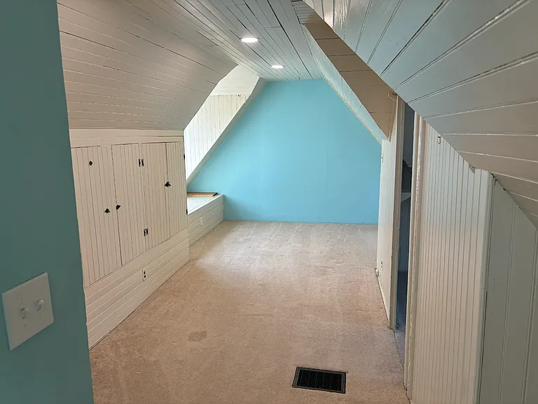 2685 South Ave — Photo 24