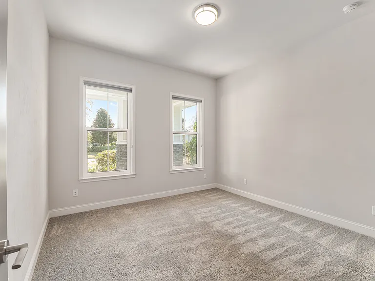 11890 SW 33rd Ln — Photo 38
