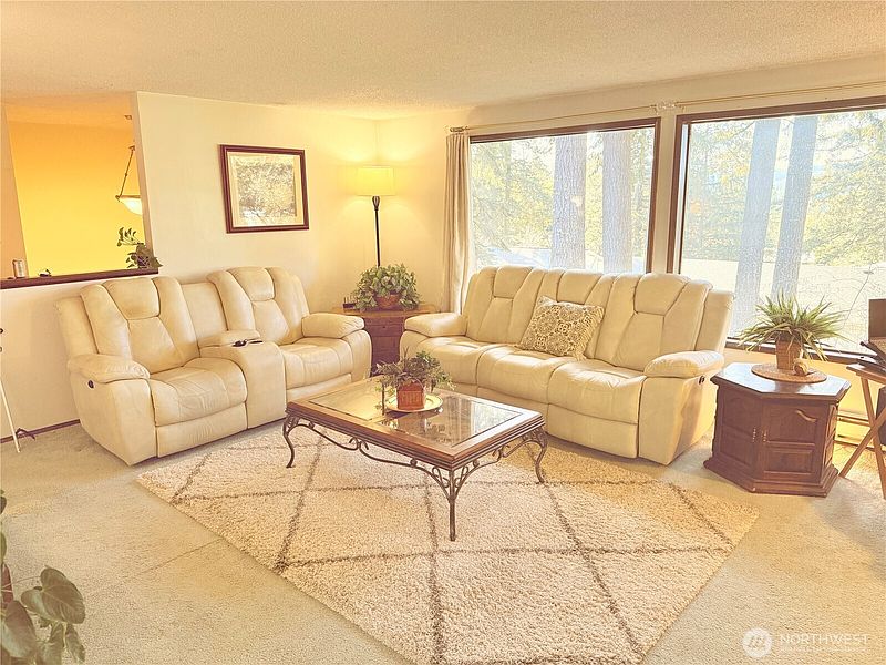 4th image of 3124 Zenkner Valley Road SW