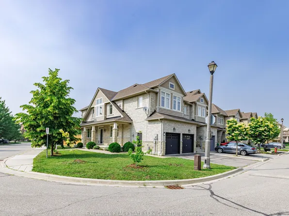 2 Nectarlane Ave, Caledon, ON L7C 3P9