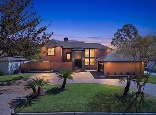 703 Montclair Blvd, Sugar Land, TX 77478