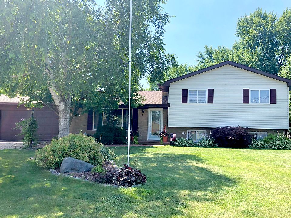 1st image of 8855 Crooked Creek Dr