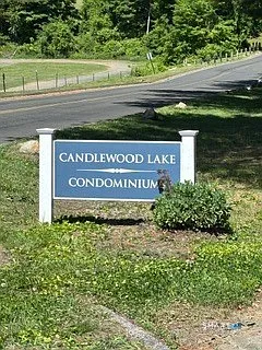 30 Candlewood Lake Rd S #2 — Photo 14