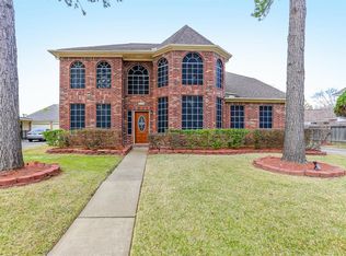 9706 Deverell Dr, Sugar Land, TX 77498