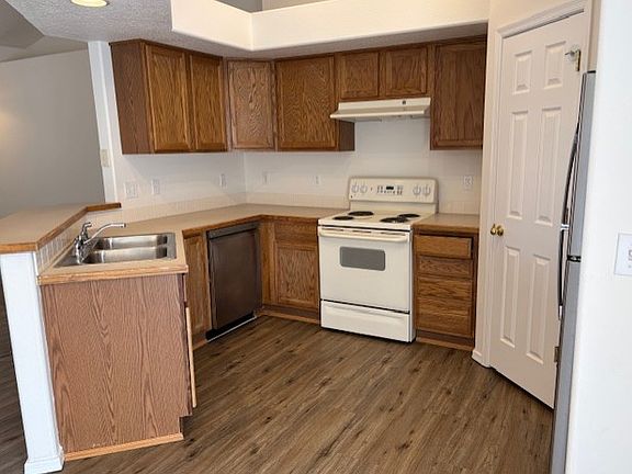4th image of 1879 W Potosi Way