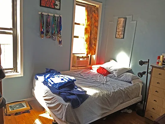 Rented by Dwell Residential Inc | media 25