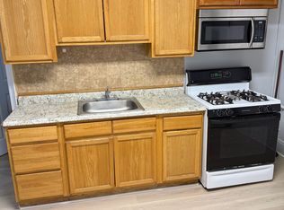 128 Lake St APT 2B, Jersey City, NJ 07306