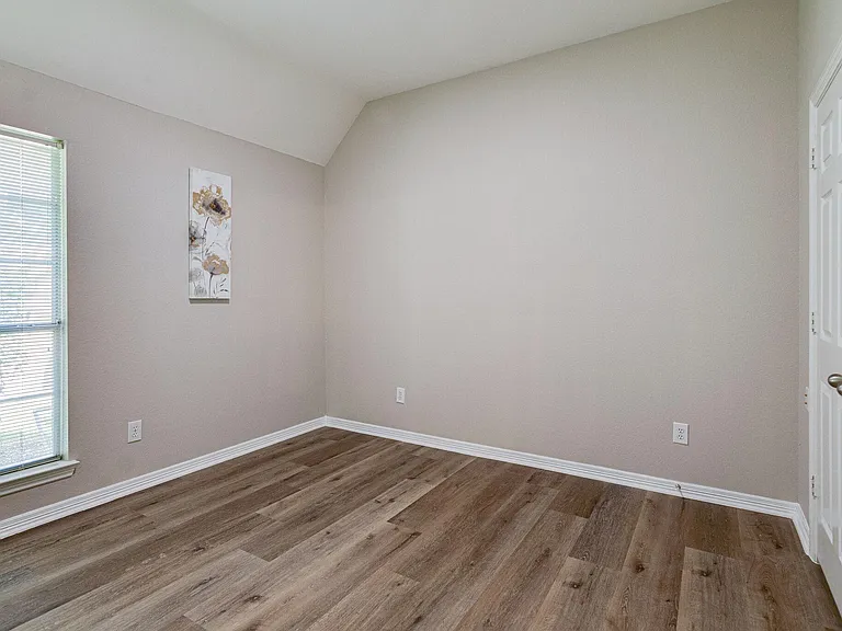 145 Hearthwood Dr — Photo 17